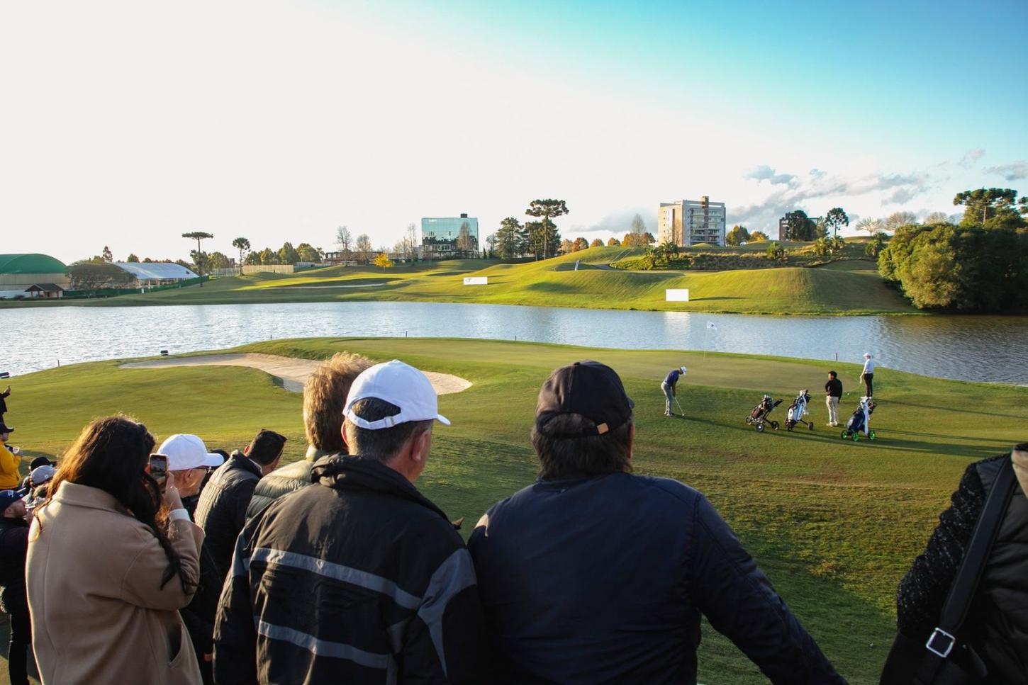 Torneio de golfe reúne mais de 300 jogadores e movimenta agenda esportiva no Sul do Brasil