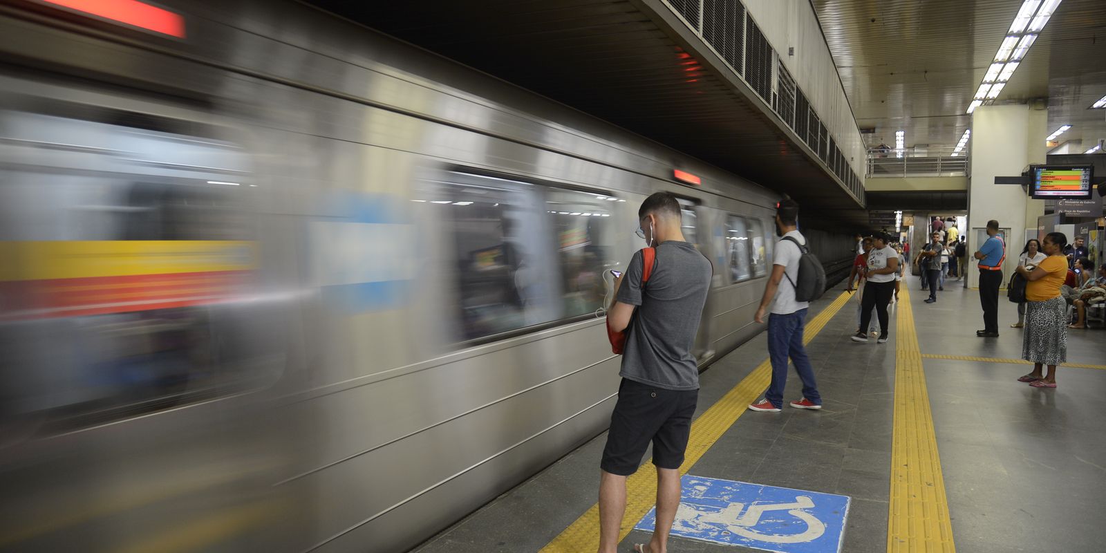 Trens e metrô do Rio terão funcionamento de 24 horas durante o Rock in Rio