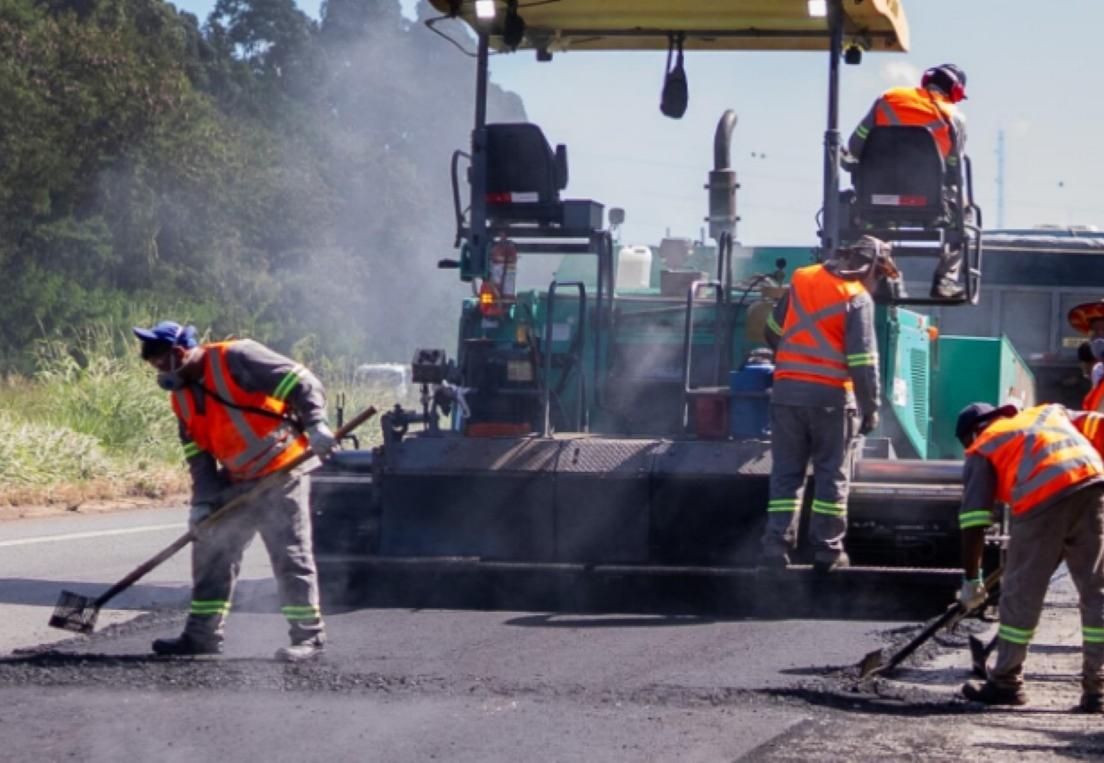 BR-040 passa por obras no pavimento, balança e ponto de descanso em Minas Gerais