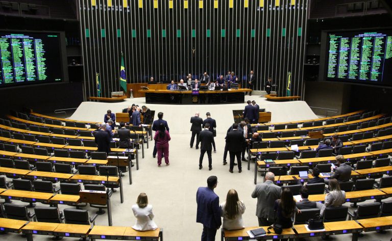 Câmara dos deputados analisa nova resolução bancária nesta quarta-feira