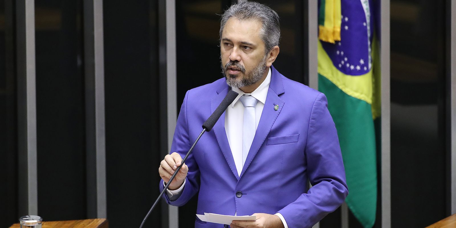 Elmano de Freitas é reeleito nas eleições no Ceará em primeiro turno