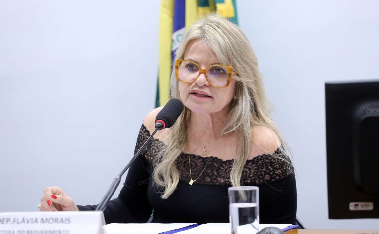 Câmara aprova novas diretrizes para ampliar o acesso a medicamentos no SUS