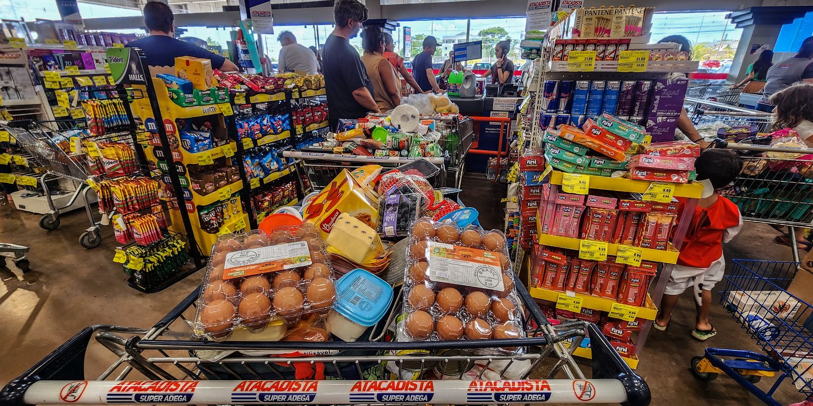 Consumo nos lares acumula alta de 2,70% até setembro, aponta Abras