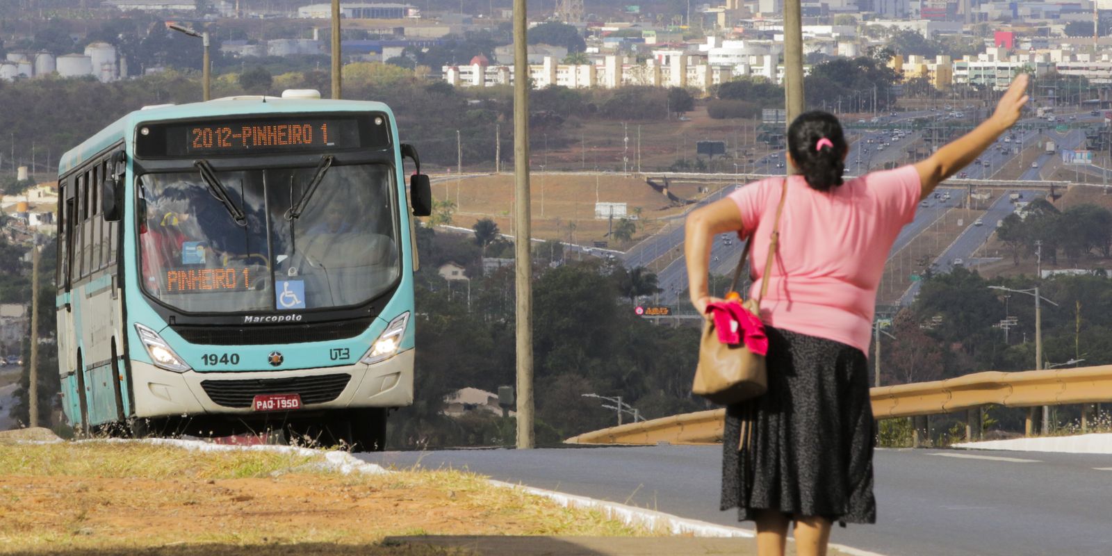 DPU aciona STF para garantir transporte gratuito no segundo turno