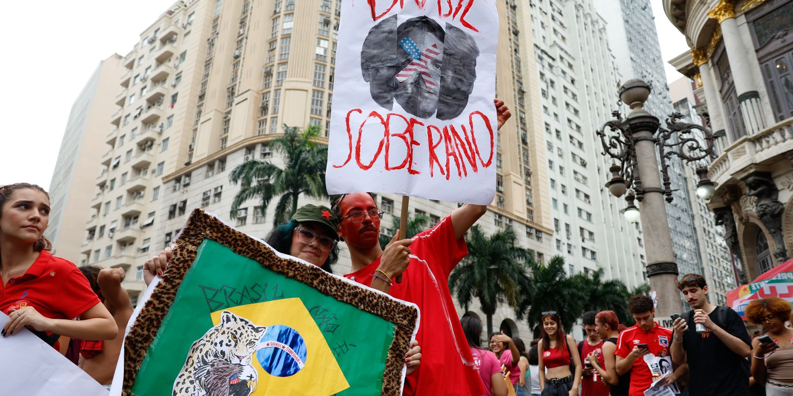 Estudantes protestam no Rio de Janeiro de olho nas eleições de 2026