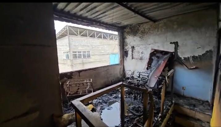 Incêndio em residência mobiliza Bombeiros no bairro Benfica, em Juiz de Fora