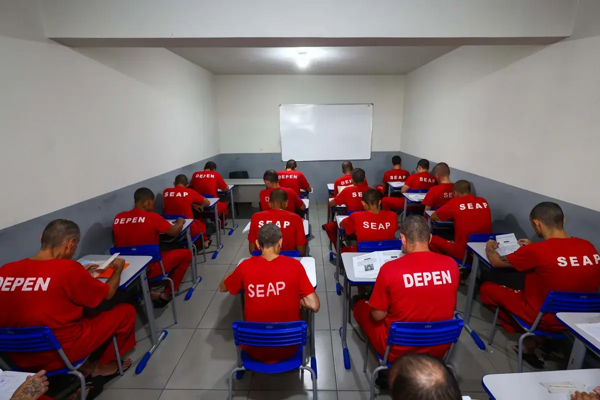 Minas Gerais bate recorde de inscritos no Encceja para pessoas privadas de liberdade