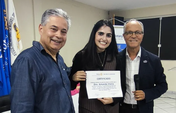 Outubro Rosa: mastologista alerta para importância do diagnóstico precoce e do acolhimento a pacientes com câncer de mama