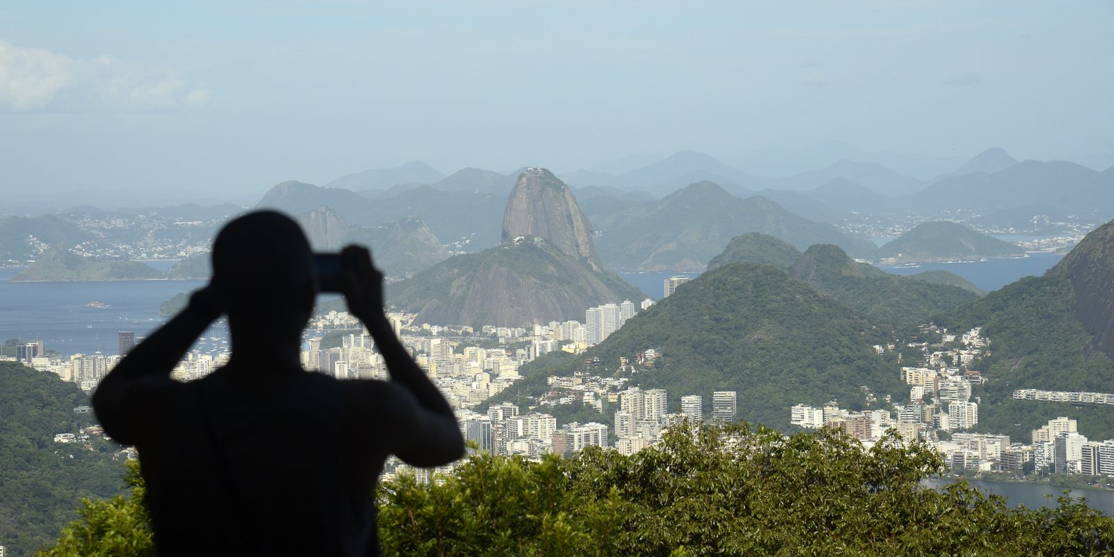 Polícia militar reforça patrulhamento no Rio de Janeiro para o feriado
