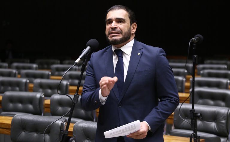 Projeto permite deduzir do imposto de renda doações contra a violência contra a mulher