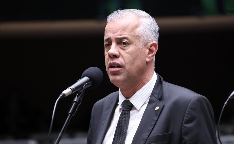 Projeto regulamenta o trabalho rural familiar para jovens a partir de 14 anos