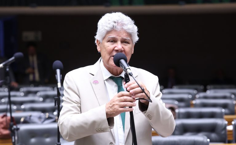 Projeto limita doações eleitorais a dez salários mínimos na Câmara
