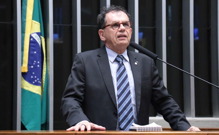 Projeto quer obrigar o SUS a fornecer alimentos especiais para doenças raras