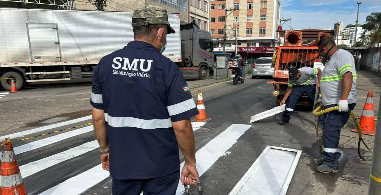 Rua Mariano Procópio recebe adequações de trânsito em Juiz de Fora, Minas Gerais
