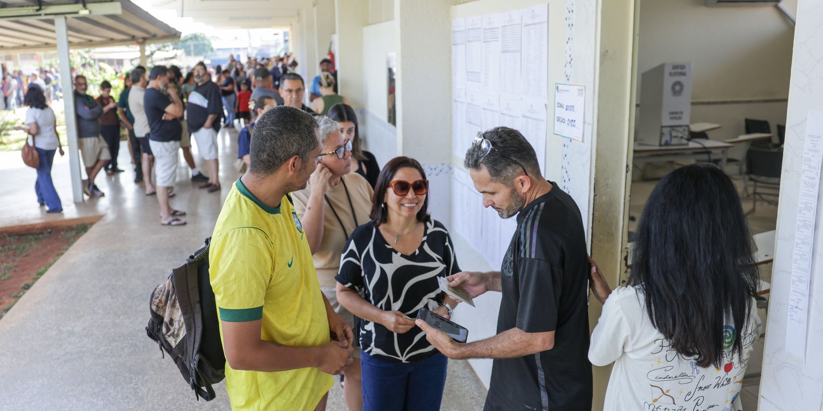 Direito ao voto no dia da eleição garante folga sem prejuízo salarial