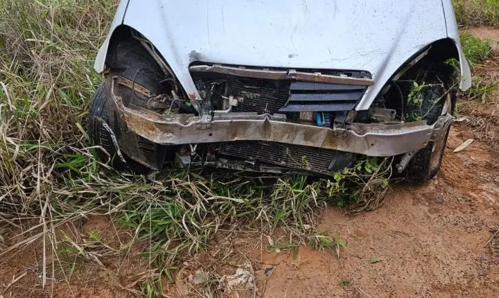 Acidente na mg-126 em são joão nepomuceno deixa motorista ferido após queda em ribanceira