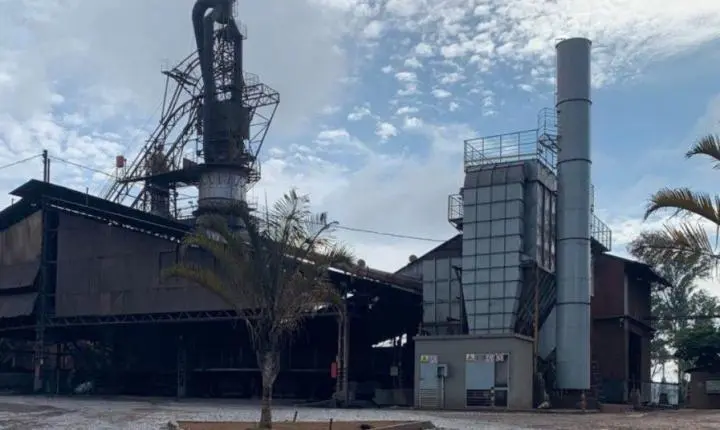 Alerta na metalurgia: novas tarifas dos EUA podem paralisar mais da metade das usinas de ferro gusa em Minas