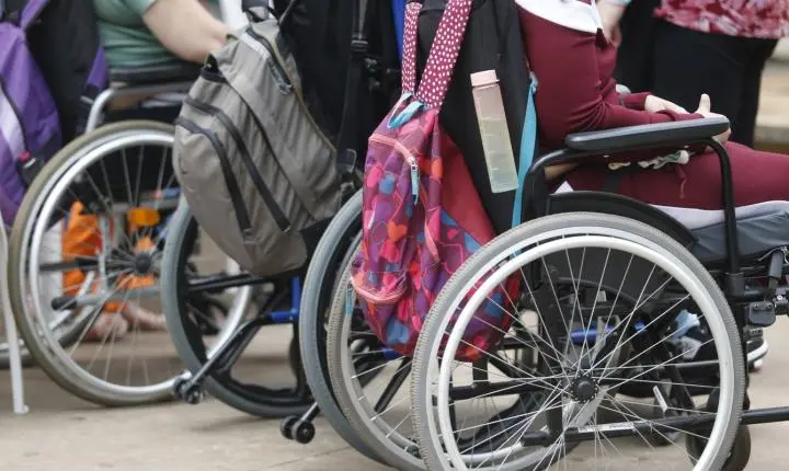 Taxa de analfabetismo entre jovens com deficiência é 12 vezes maior