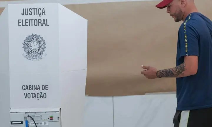 Por que usar a colinha eleitoral é fundamental para votar certo