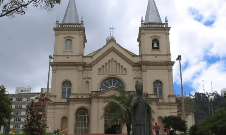 Arquidiocese de Juiz de Fora anuncia mudanças no Clero da região