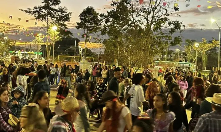 Arraiá da Praça CEU reúne apresentações artísticas e comidas típicas em Juiz de Fora
