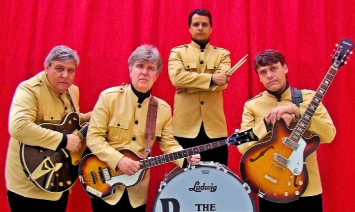 Beatles Forever JF se apresenta na Quinta Musical em Juiz de Fora, Minas Gerais
