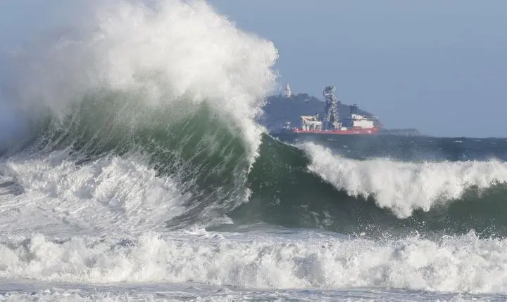 CBMERJ registra mais de 8 mil salvamentos no mar do Rio de Janeiro em 2026