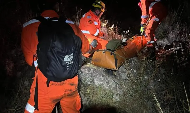 Bombeiros resgatam homem perdido na Serra do Lenheiro após intoxicação por medicamentos
