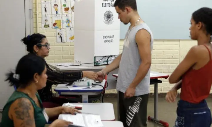 Eleições 2026: brasileiros voltam às urnas para presidente e governadores