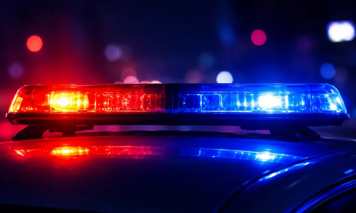 Briga entre policial penal e motociclista termina com homem baleado em Juiz de Fora