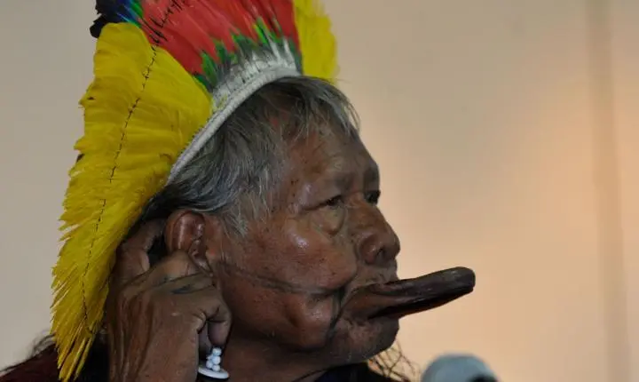 Cacique Raoni demonstra evolução clínica positiva e deixa a UTI
