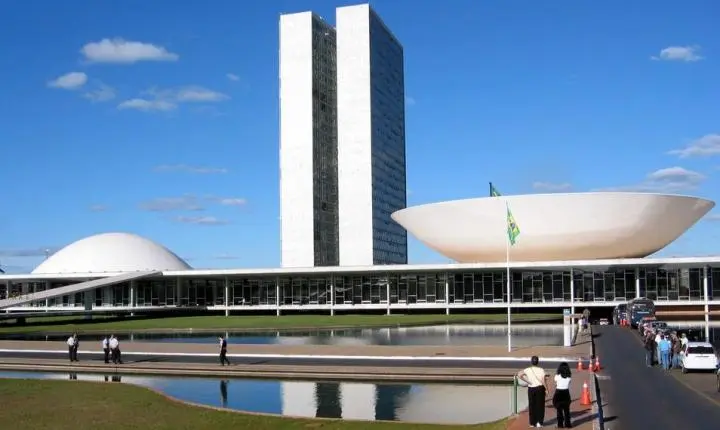 Câmara dos Deputados realiza primeira edição da Hora da Leitura