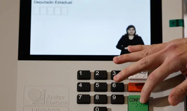 Campanha eleitoral das Eleições 2026 começa nas ruas e na internet neste domingo
