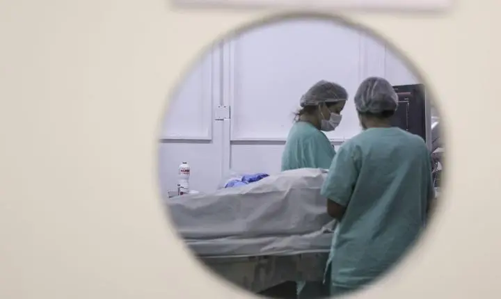 Estudo alerta para riscos do melanoma extrapele e gargalos de acesso no SUS