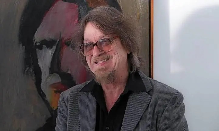 Carlos Bracher realiza performance artística ao vivo no Museu Mariano Procópio em Juiz de Fora