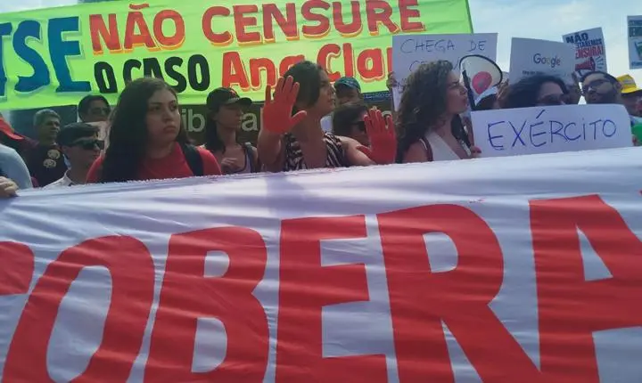 Caso Ana Clara gera protesto em Brasília contra decisão de André Mendonça