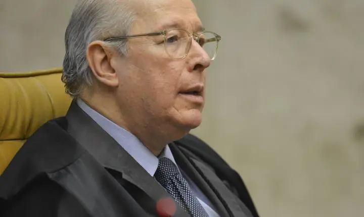 Celso de Mello critica 