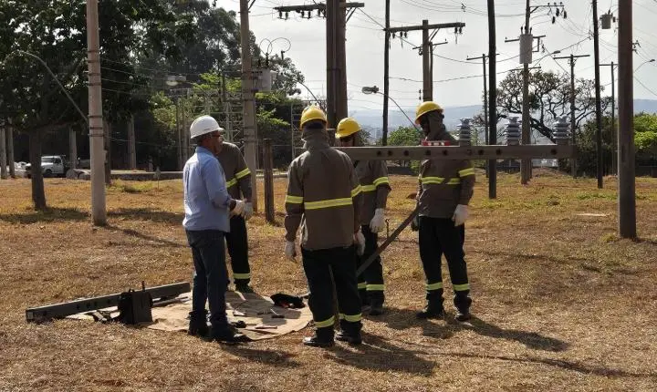 Cemig abre inscrições para curso gratuito de formação de eletricistas em parceria com o Senai