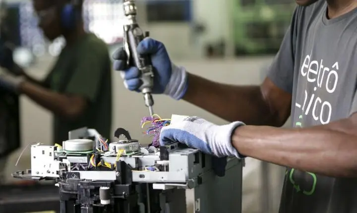 CMN expande incentivo à inovação com crédito do FAT para tecnologia nacional