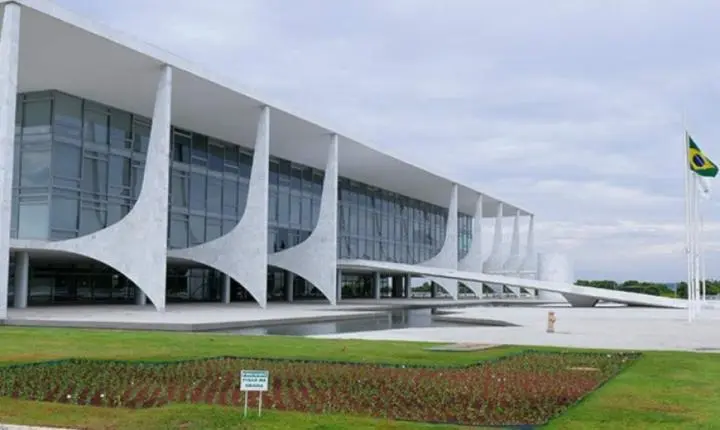 CNI promove encontro com pré-candidatos para debater o futuro da indústria e o desenvolvimento econômico