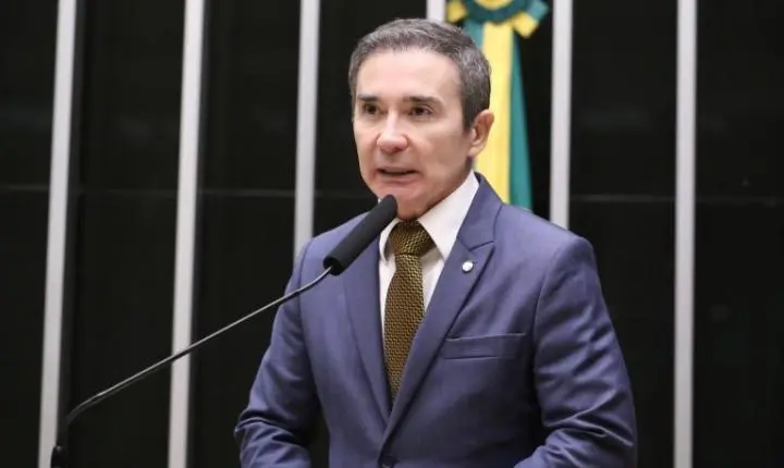 Comissão da Câmara aprova emendas que endurecem critérios para o Selo Praia Acessível