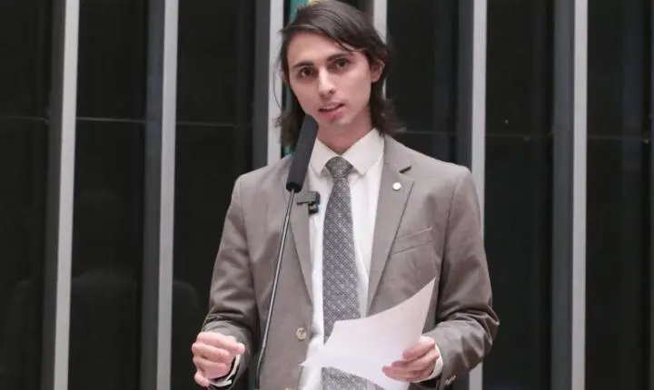 Câmara dos Deputados aprova política nacional para promover a Língua Brasileira de Sinais