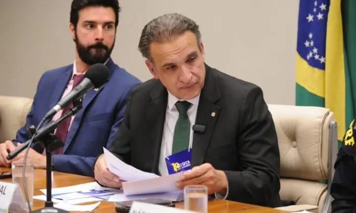Comissão aprova novas regras para negociação de dívidas no mercado de energia elétrica