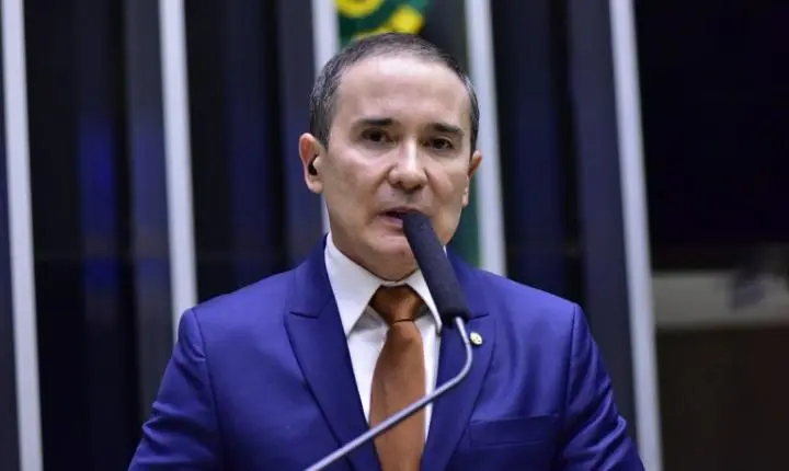 Comissão de Educação aprova priorização de recursos para escolas inclusivas