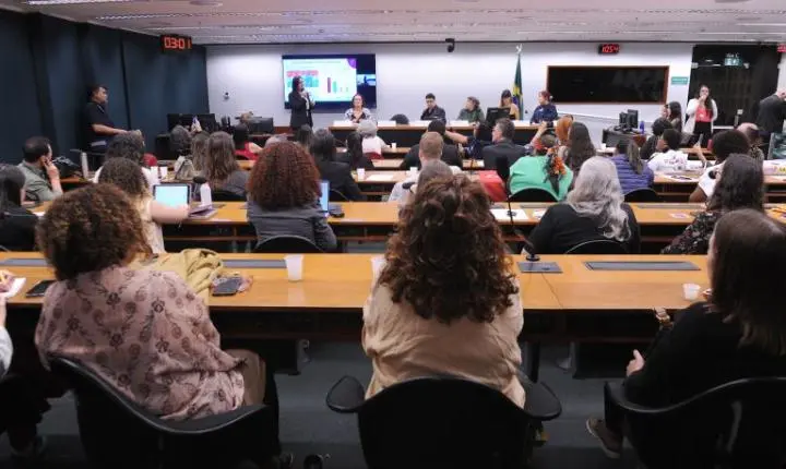 Comissão debate criação de observatório para monitorar ISTs em mulheres