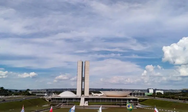 Após recesso parlamentar, Congresso retoma atividades sem votações em plenário