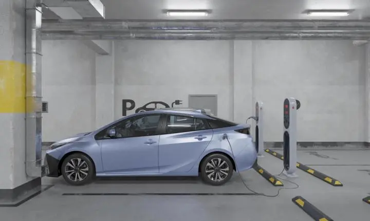 Corrida pelos carros elétricos pressiona redes prediais e traz novo padrão à engenharia preventiva