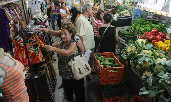 Cortes em benefícios sociais podem frear a economia do interior do Brasil