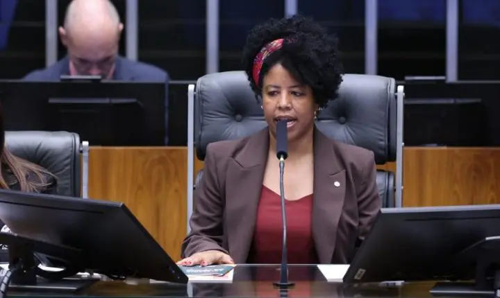 Bancada feminina na câmara manterá união suprapartidária no parlamento