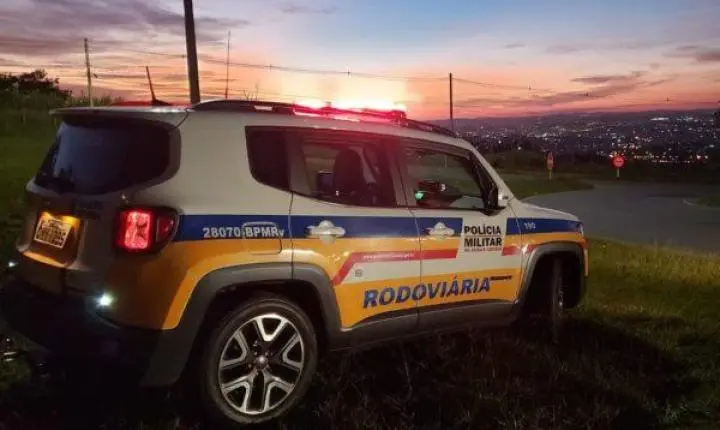 Derrapagem na rodovia MG-265, termina em tragédia familiar.